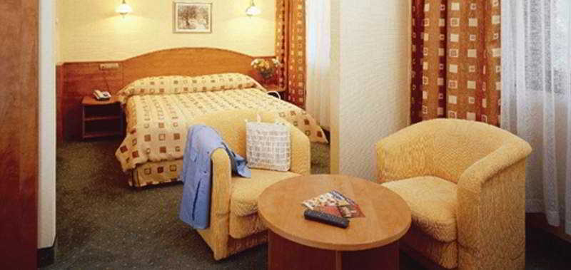Normafa Hotel Budapest Ruang foto